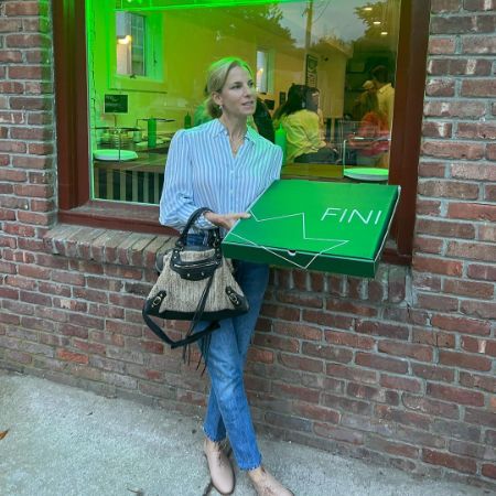 Shepherd Kellen Seinfeld's mother, Jessica Seinfeld, posted a picture with a pizza in hand.